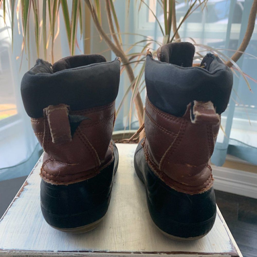 Gap Duck Boot - Picture 3 of 9